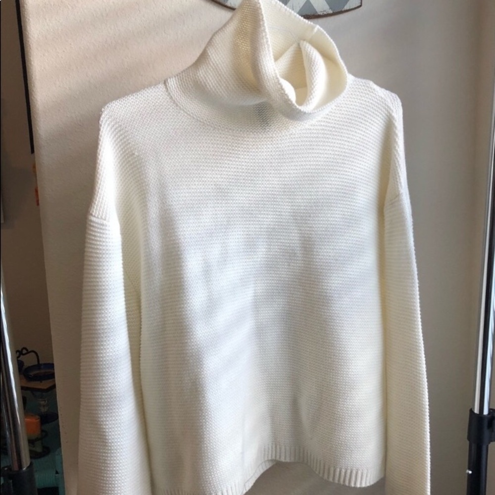 H&M turtleneck sweater